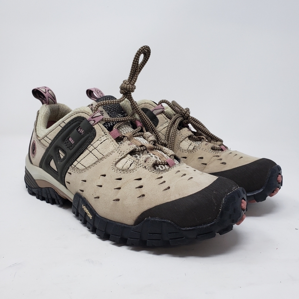 Timberland Outdoor Women's Size 8 M Performance Vibram Soles Trail Shoes 31615